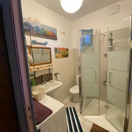 Grotte Des Fees Апартаменти Єр